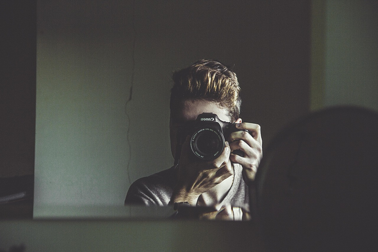 camera-1845879_1280