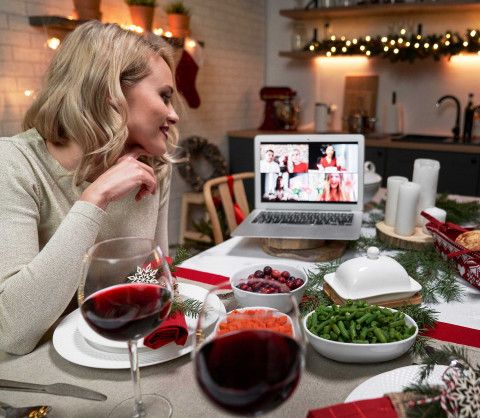 Alles online: zo ziet de kerstborrel er in 2020 uit - interview in Telegraaf 14 dec 2020