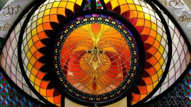 Join me on a trip to… Damanhur