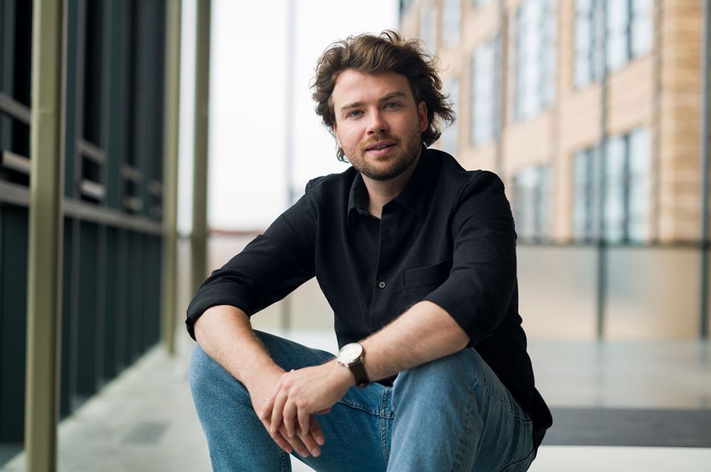 Een nieuwe generatie werknemers met nieuwe verwachtingen: hoe vind je elkaar? - interview in UWV Magazine met Ludo van der Gun