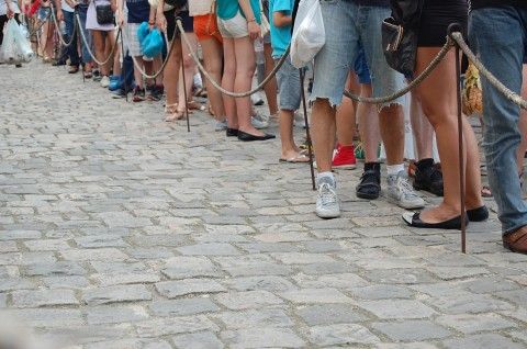We moeten weer leren wachten op onze beurt artikel op Joop BNN VARA 25 december 2019